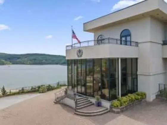 1 Bedroom Lake View Villa- 204
