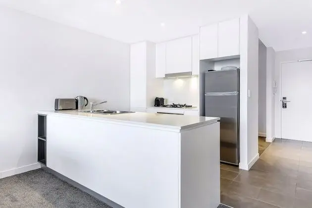 1 Bedroom Modern Apartment in Chatswood - Mutfak