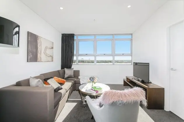 1 Bedroom Modern Apartment in Chatswood - Öne Çıkan Resim