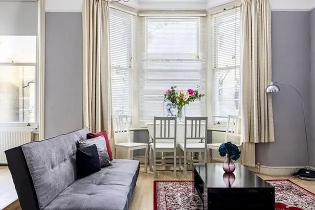 1-bedroom Modern Flat in Maida Vale