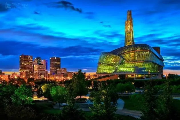 1 Bedroom Suite in Downtown Winnipeg With Parking