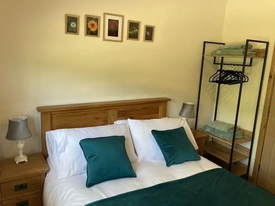 1 Bedroomed Detached Holiday Retreat Pant - Oda