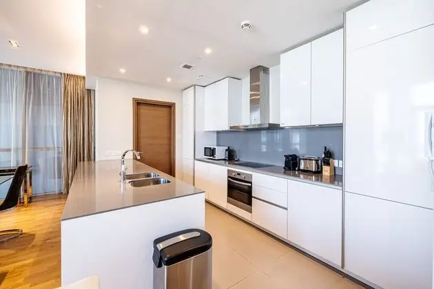 1 BR Huge Balcony 2nd Fl City Walk B1 - Mutfak