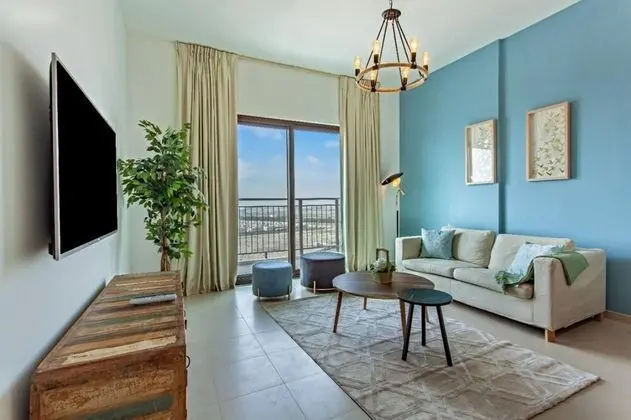 1 BR w Golf Course View Dubai South - Öne Çıkan Resim