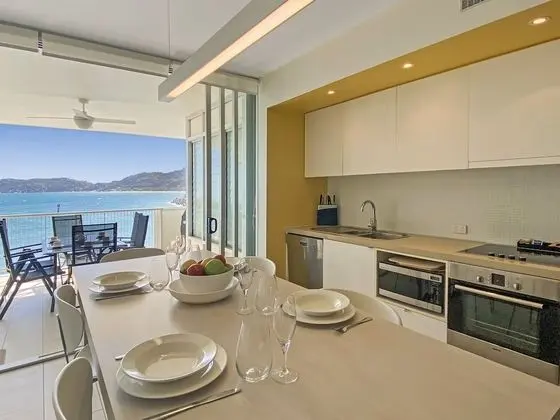 1 Bright Point Apartment 2305 - Oda Düzeni