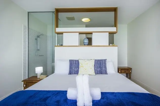 1 Bright Point Apartment 4303 - Oda