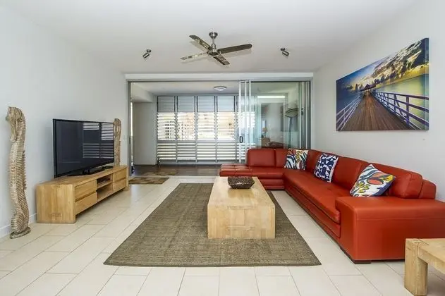 1 Bright Point Apartment 5301 - Öne Çıkan Resim