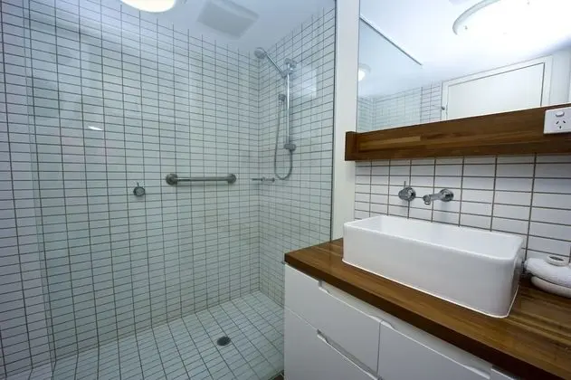 1 Bright Point Apartment 5404 - Banyo Tipleri