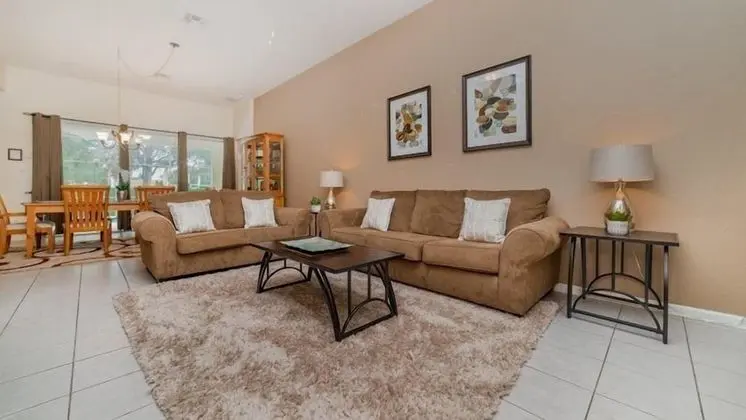 1 Mile to Disney 4 Bedroom 4 Bath Pool Home in the Windsor Hills Resort