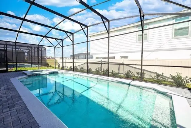 10 Bed Windsor Island Resort Holiday Home