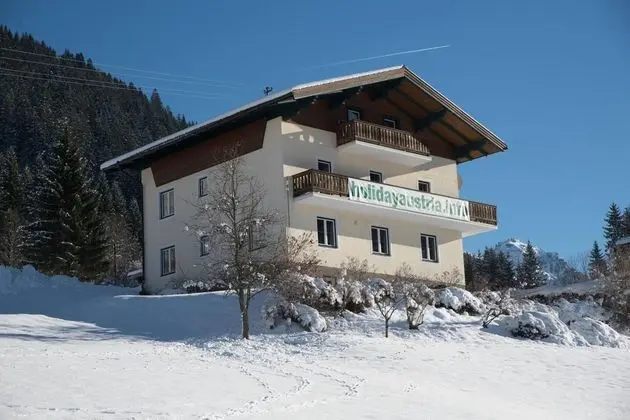10-bedroom House Near Obertauern for 30 People - Dış Mekan