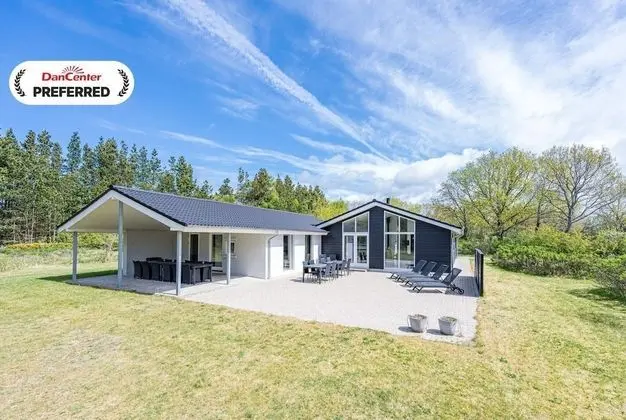 10 Person Holiday Home on a Holiday Park in Henne