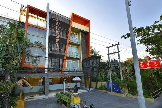 100 Sunset Boutique Hotel