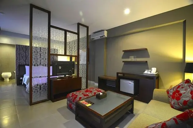 100 Sunset Boutique Hotel - Oda
