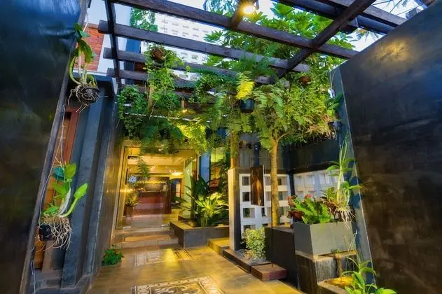 1004 Boutique Hotel - Lobi