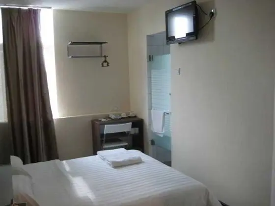 Hotel 101 Bangi - Oda