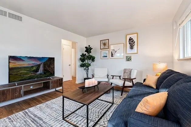 1020 Garfield St Suite 1 - İç Mekan