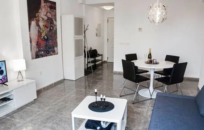 107256 - Apartment in Torremolinos - Oda Düzeni