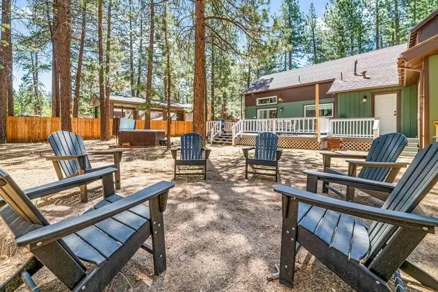 108 - Rustic Ridge Manor