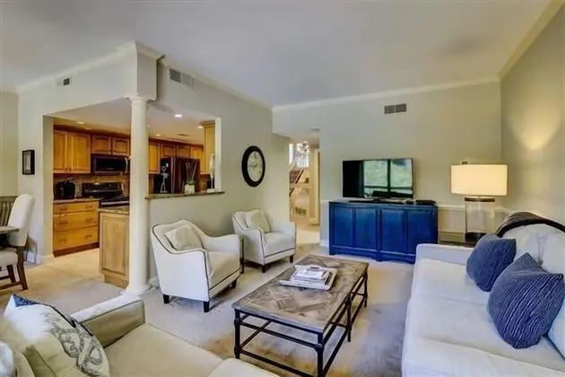 1099 Harbour South Club at The Sea Pines Resort - Oda Düzeni