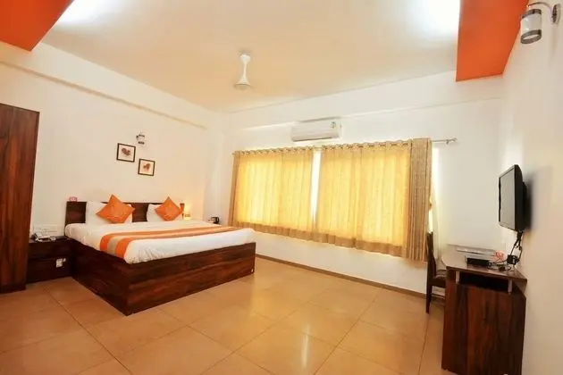 10blossoms Signature service Apartment