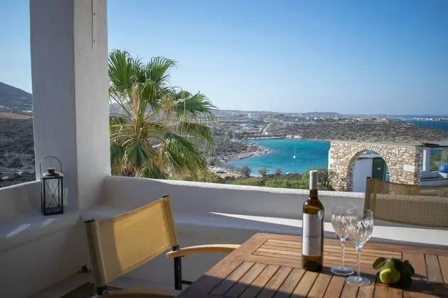 Villa 110 m2 in Agia Irini, Walking Distance to Beach With Pool Access, 7 Guests