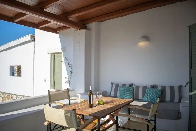Villa 110 m2 in Agia Irini, Walking Distance to Beach With Pool Access, 7 Guests - Dış Mekan