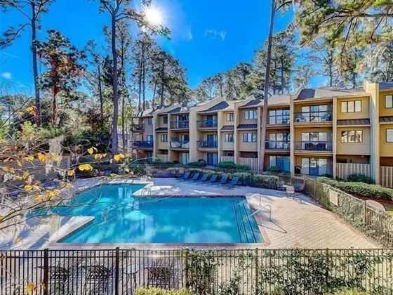 1100 Harbour South Club at The Sea Pines Resort - Havuz