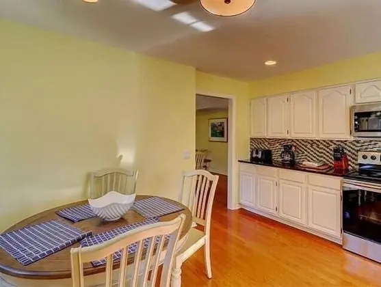 1100 Harbour South Club at The Sea Pines Resort - Mutfak