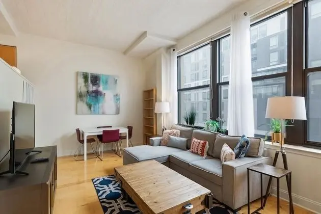 1100 South Broad Street