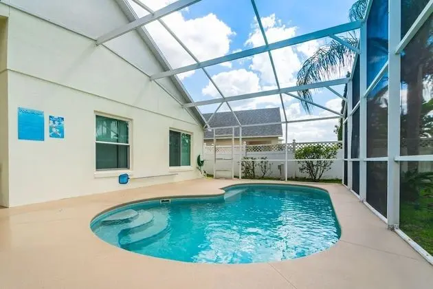 1114 4-bed Pool Home, Liberty Village Kissimmee - Havuz