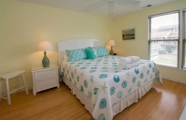 112 Capt John Fripp Villa - Oda