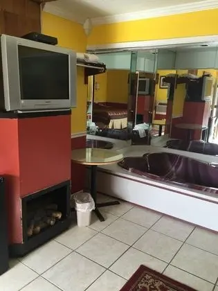 Hotel 112 Motel