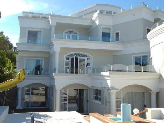 115 On Beachy Head Drive Guest House