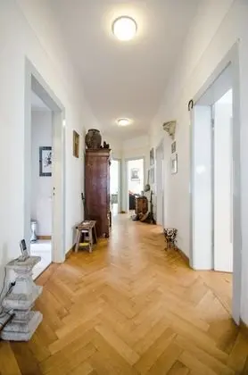 Villa 12 Guesthouse - İç Mekan