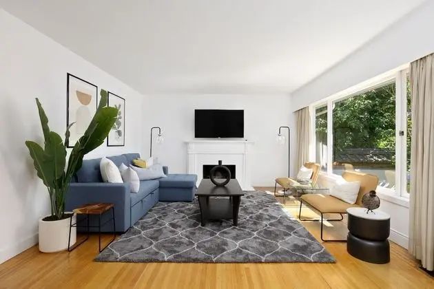 1202 Wellington Dr - Öne Çıkan Resim