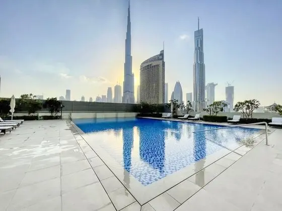 1205 Downtown Views - Havuz