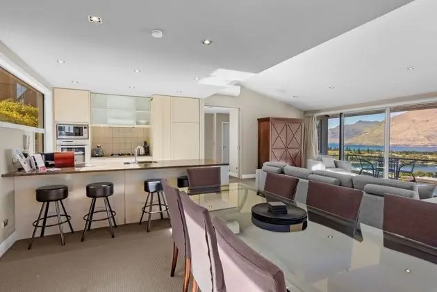 13 Poole Lane by Staysouth - Yerinde Yemek