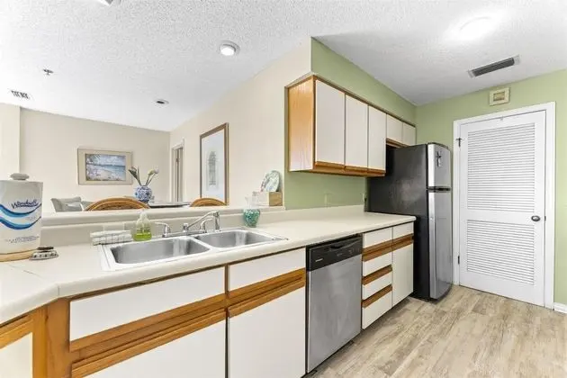 1302b St Thomas Square - Mutfak