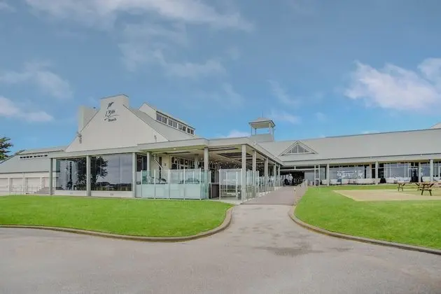 13th Beach Golf Lodges