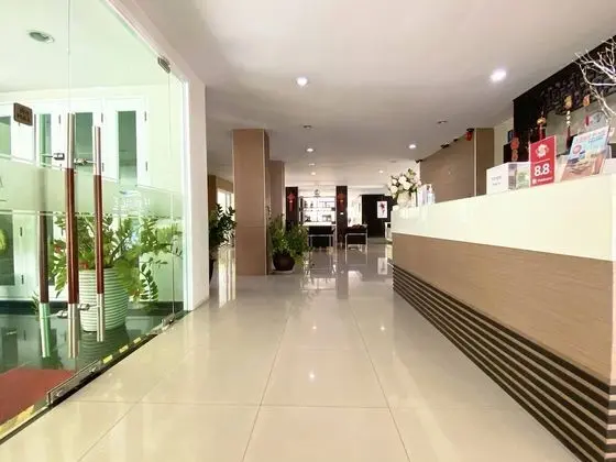 14 Place Sukhumvit Suites - SHA Plus - Lobi