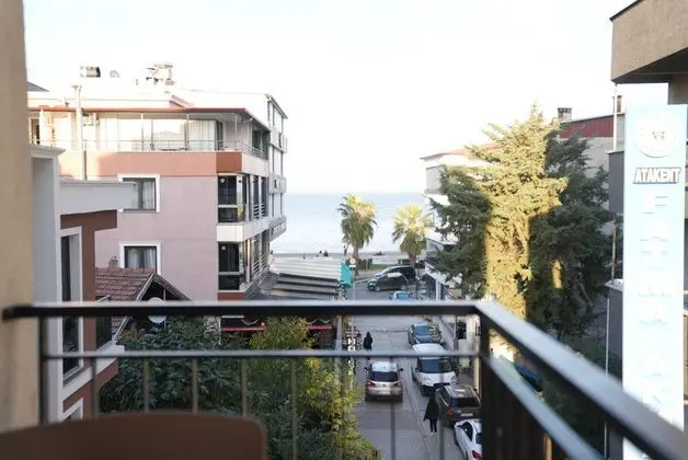 14 Suites Hotel