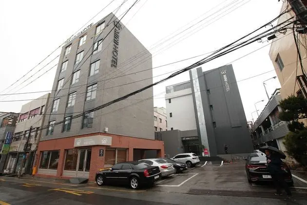 141 MINI HOTEL