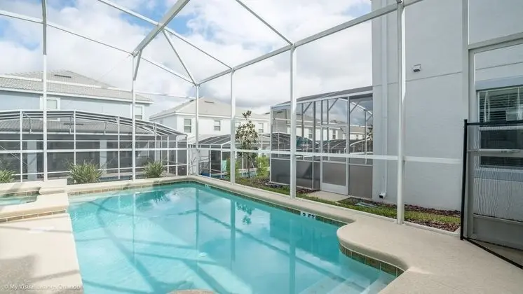 1557mb Amazing Champions Gate 5 Bedroom 5 Bed - Havuz
