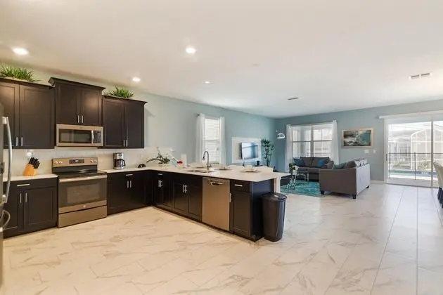 1559pw NON Renting 8/15/21the Retreat at Championsgate - Mutfak