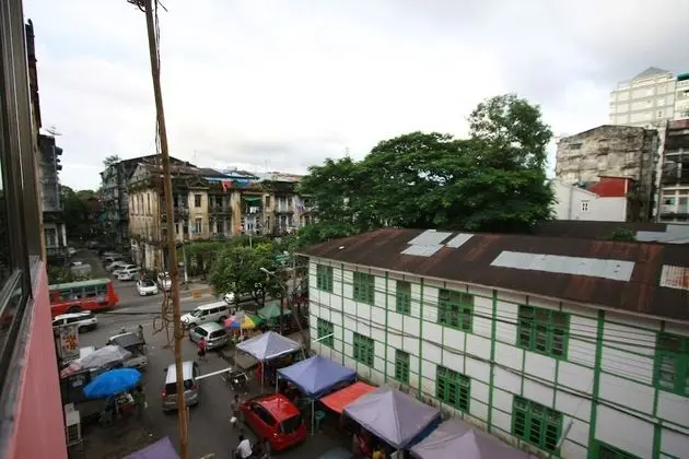 15th Street at Downtown Yangon
