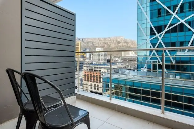 16 on Bree Luxury Apartments