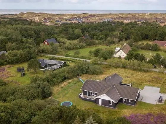 16 Person Holiday Home on a Holiday Park in Fanø