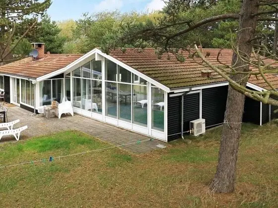 16 Person Holiday Home in Humble