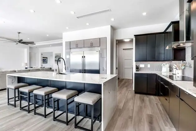 1625 NW 32nd Ct - Mutfak